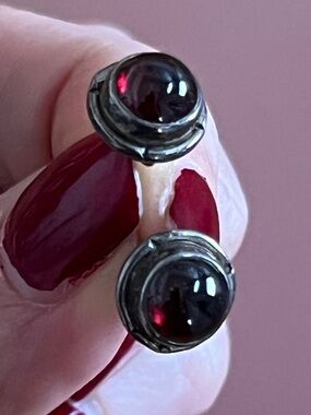 Vintage-Inspired red amber Sterling earrings - Deep Red